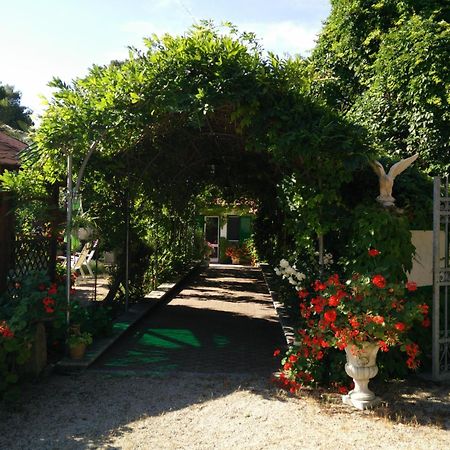 Residenza Villa I Nidi Santa Caterina  Exteriör bild